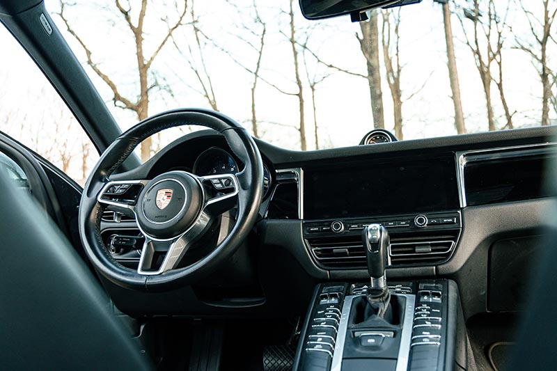 2016 Black Porsche Macan S - Embrace Luxe & Comfort!