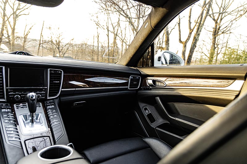 2016 White Porsche Panamera 4 Edition - Pure Elegance Meets Performance!